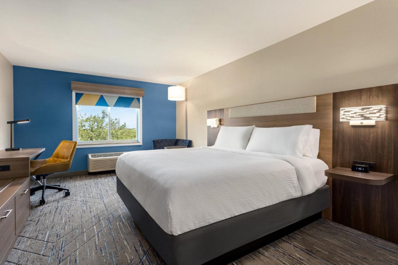 Holiday Inn Express Hotel & Suites Fort Pierce West By Ihg Dış mekan fotoğraf